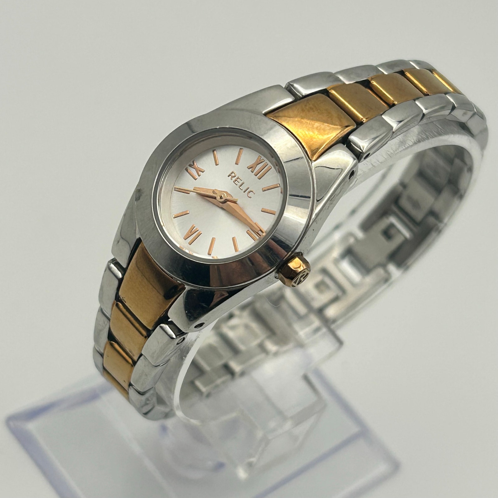 Vintage Relic Two Tone Women’s Watch Working New Battery